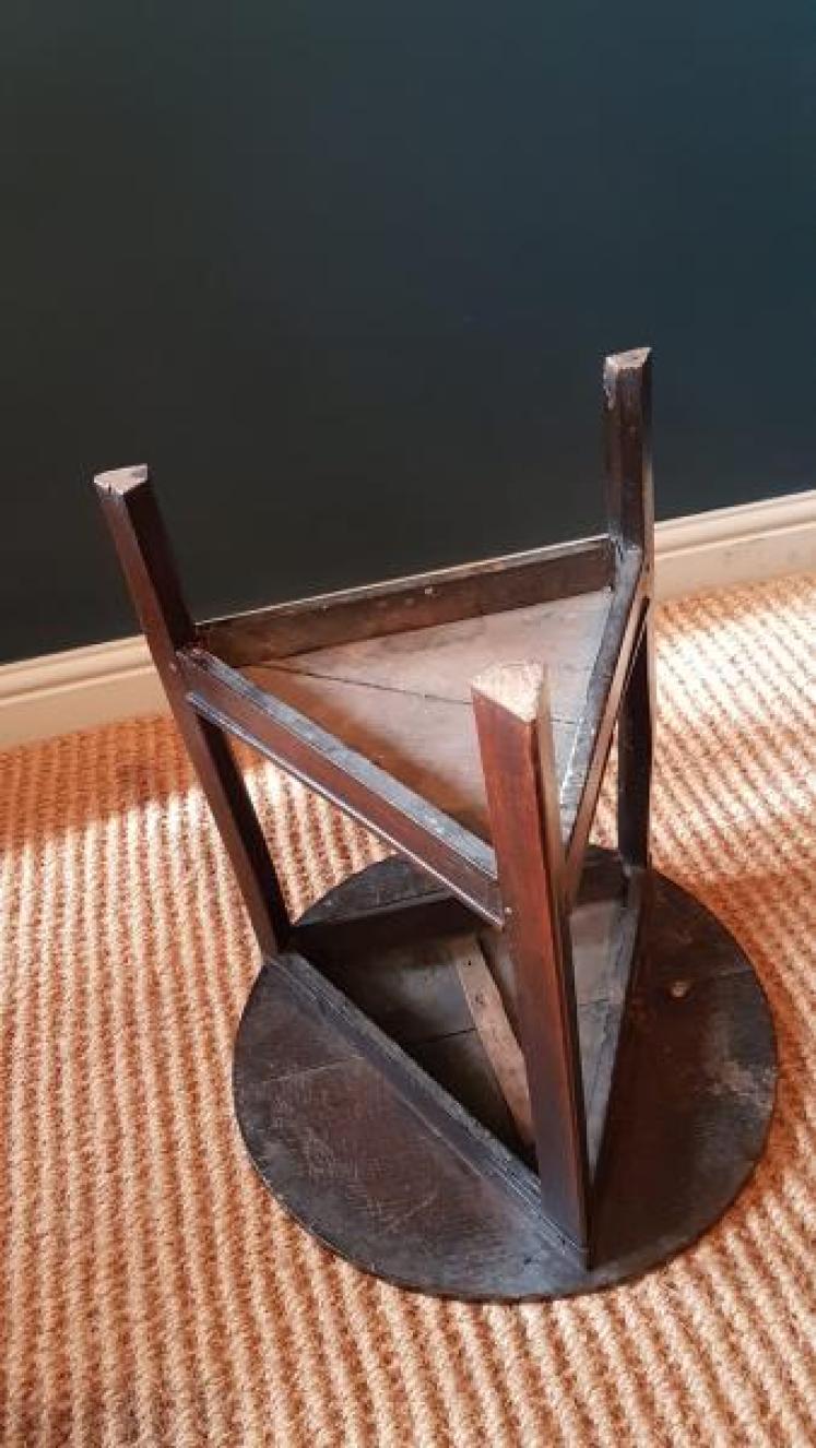 Small Proportioned George II Oak Cricket Table - Image 3