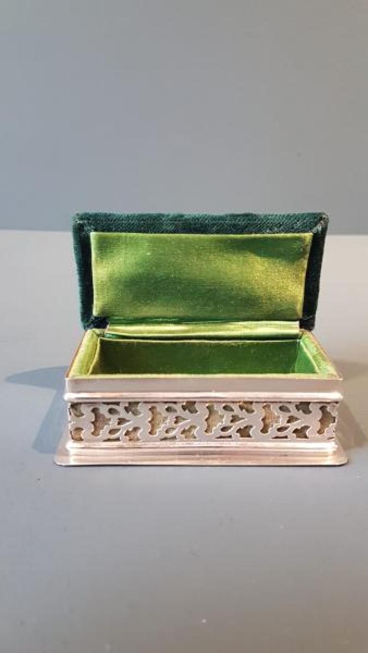 Silver Pin Cushion and Needle Box - Image 4