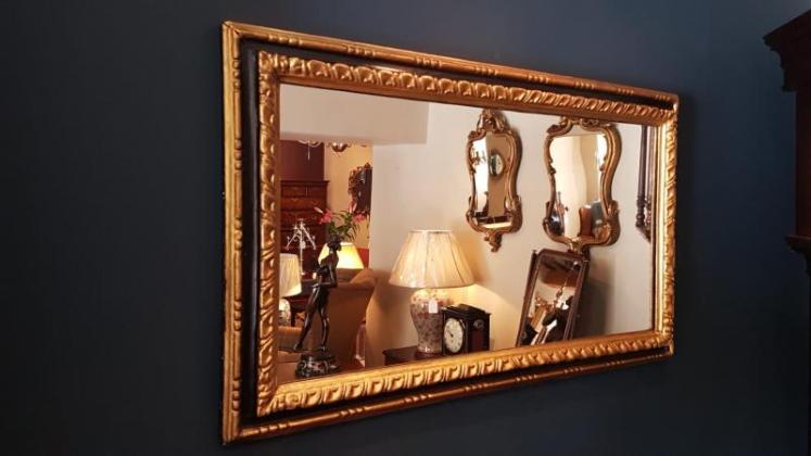 Large Victorian Gilt Mirror - Image 2