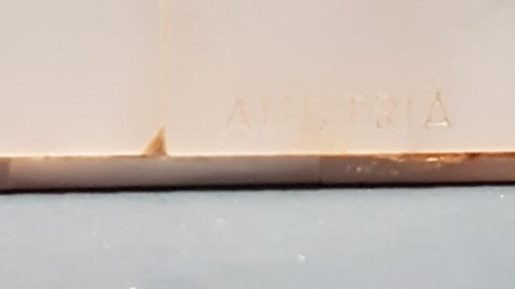 Superb Austrian Carved Mother of Pearl Table Box - Image 3