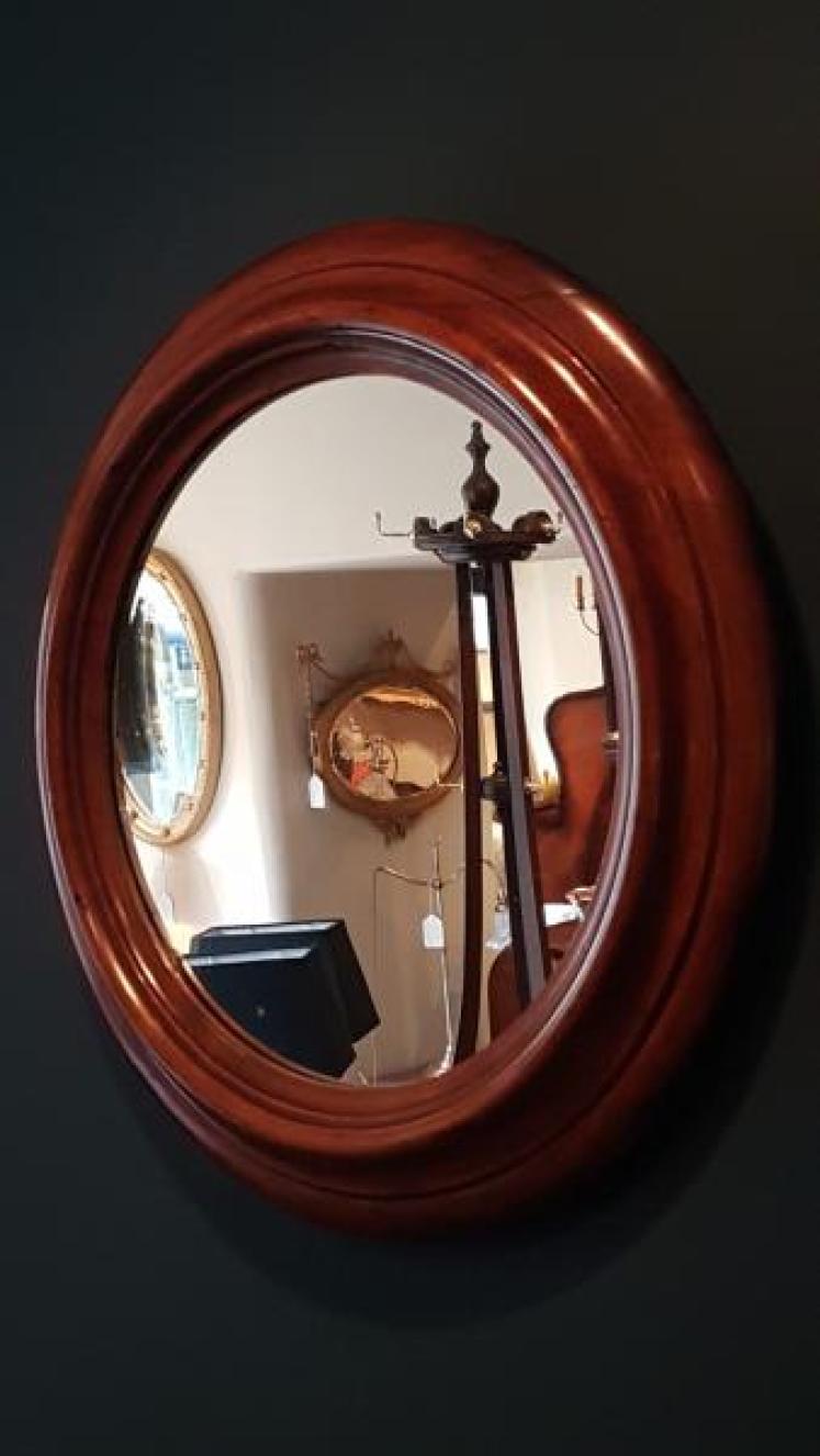 Victorian Circular Walnut Framed Mirror - Image 2