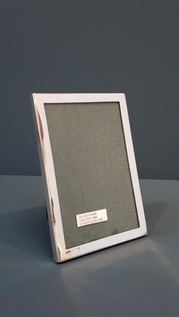 Victorian Chester Silver Photo Frame - Image 3