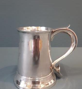 Fine Quality George III Silver Pint Tankard