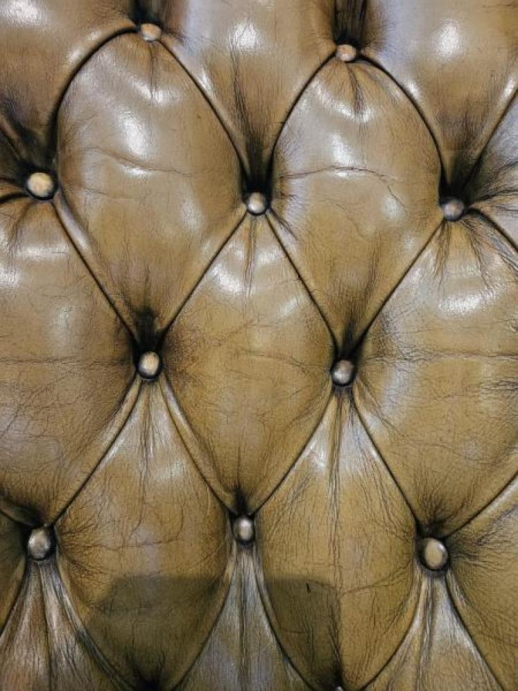1920's Buttoned Olive Hide Open Arm Chair - Image 5