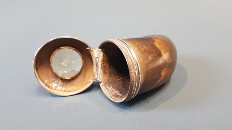 Victorian Snuff Horn with Silver and Citrine Lid - Image 6
