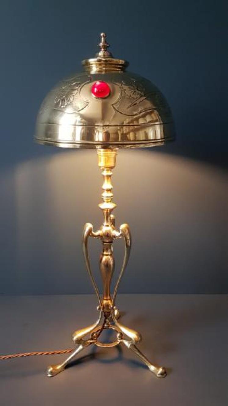 Superb Arts and Crafts Lamp and Shade - Image 1