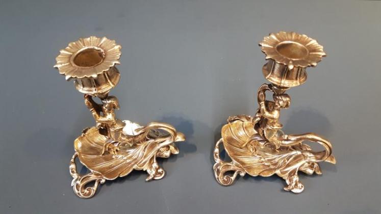 Pair of Victorian Cast brass Chambersticks - Image 3