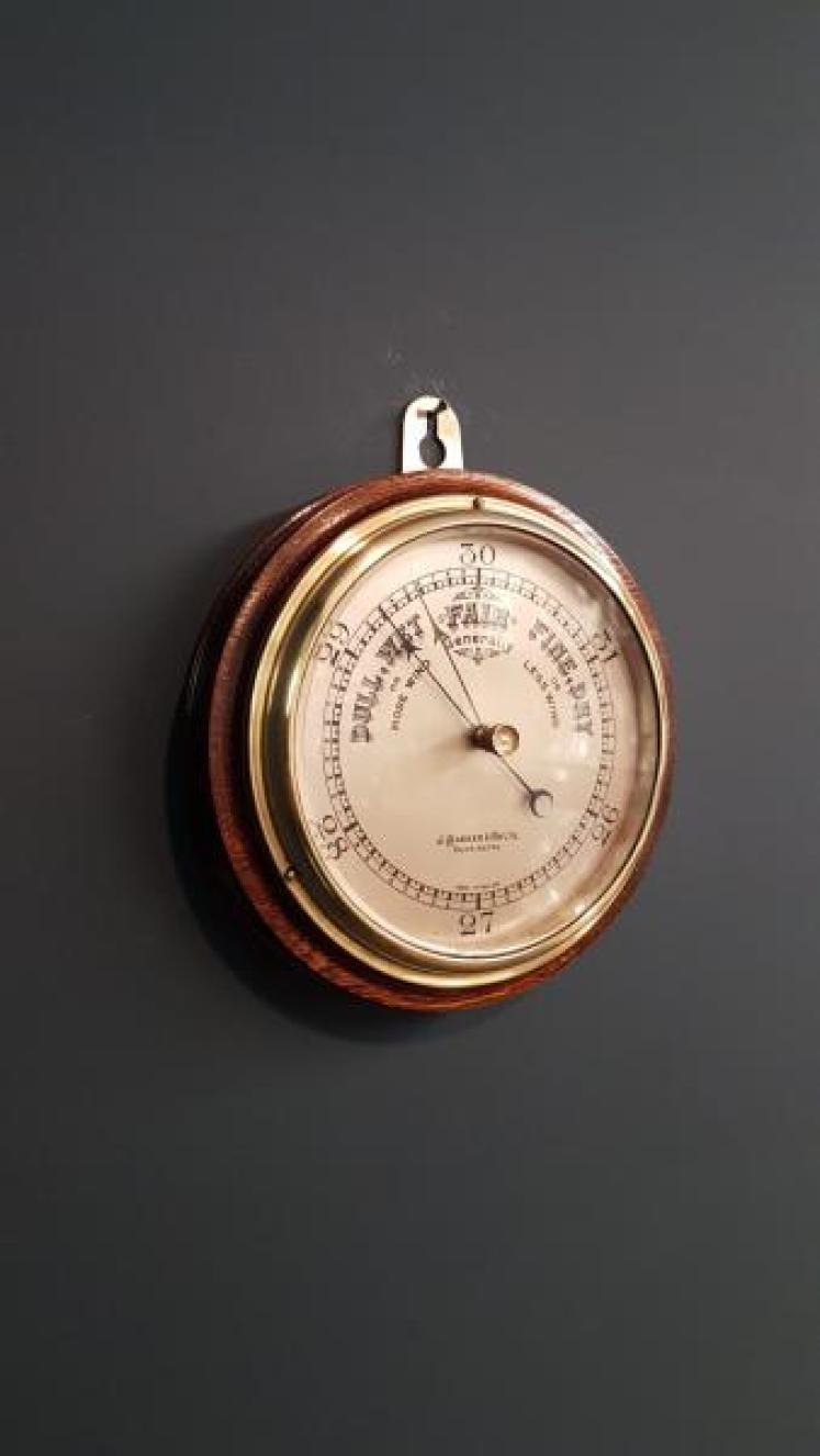 Victorian Barkers Kensington Barometer  - Image 4
