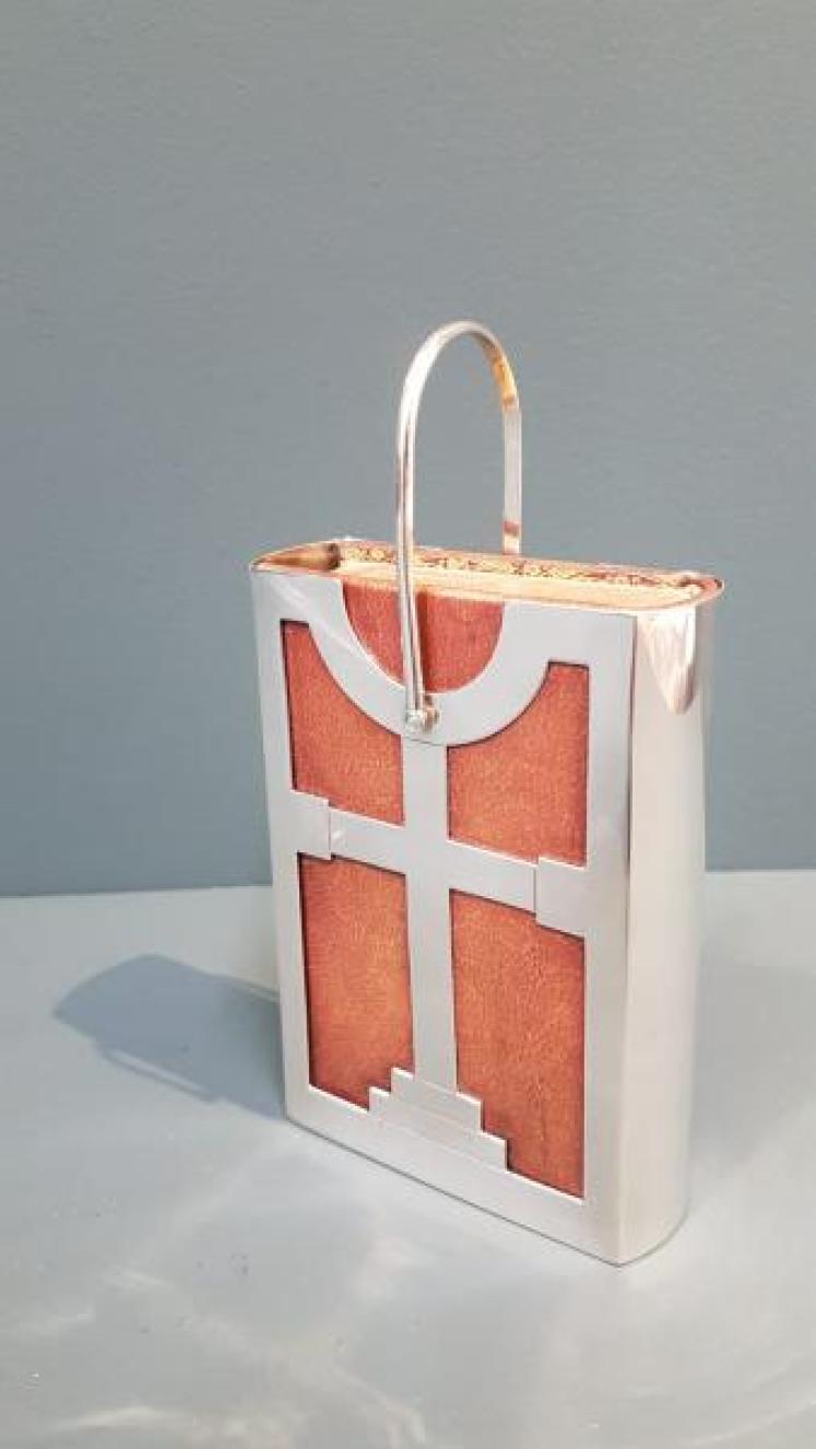 George V Silver Prayer Book Carrier and Book  - Image 4