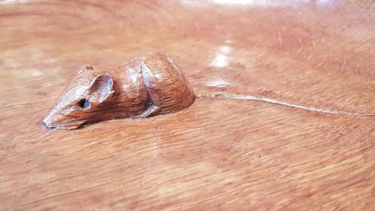 Superb 1950's Mouseman Shallow Bowl  - Image 3