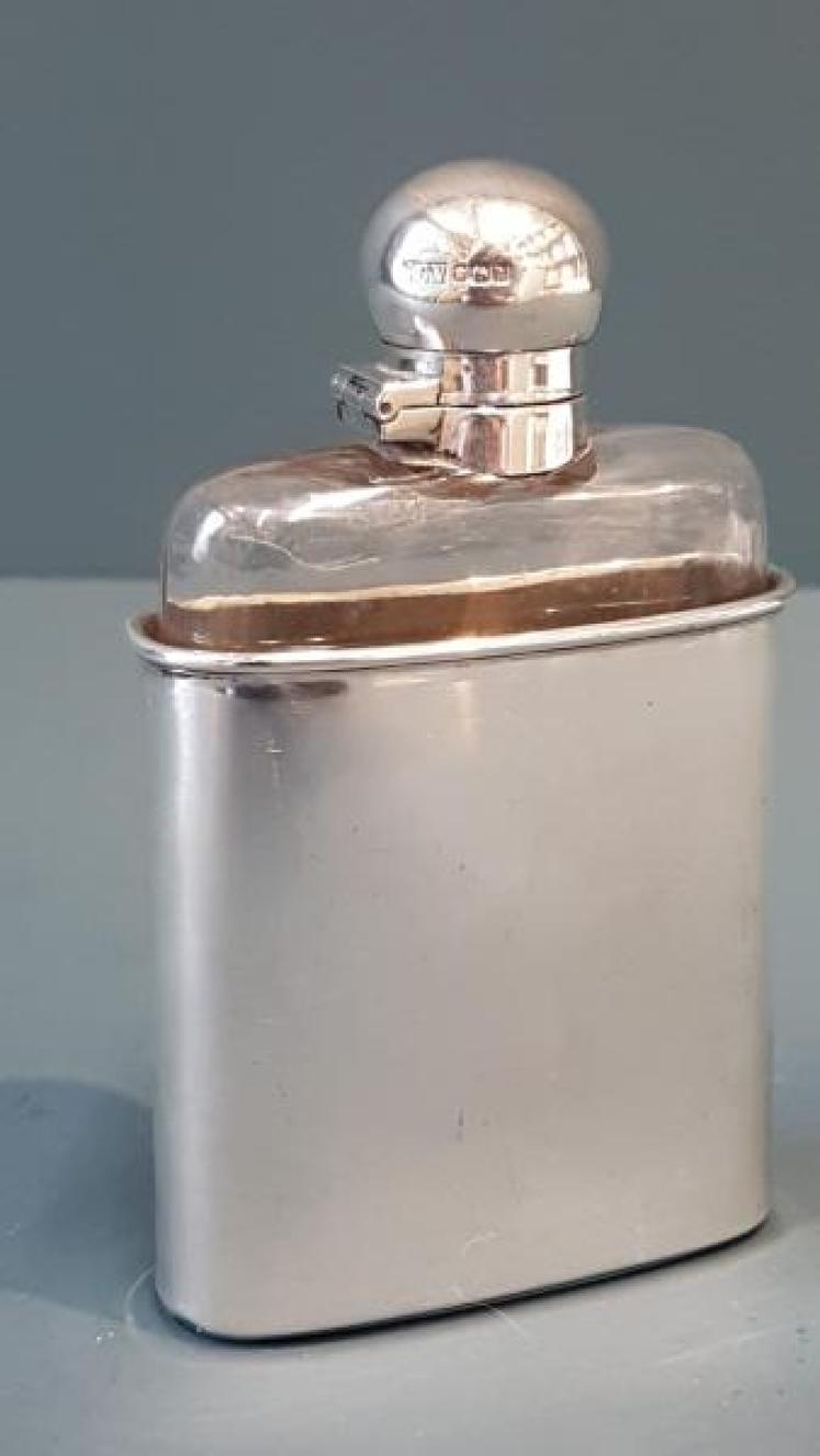 Edwardian Silver Kidney Shaped Hip Flask - Image 1