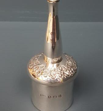 Silver Glove Powderer 