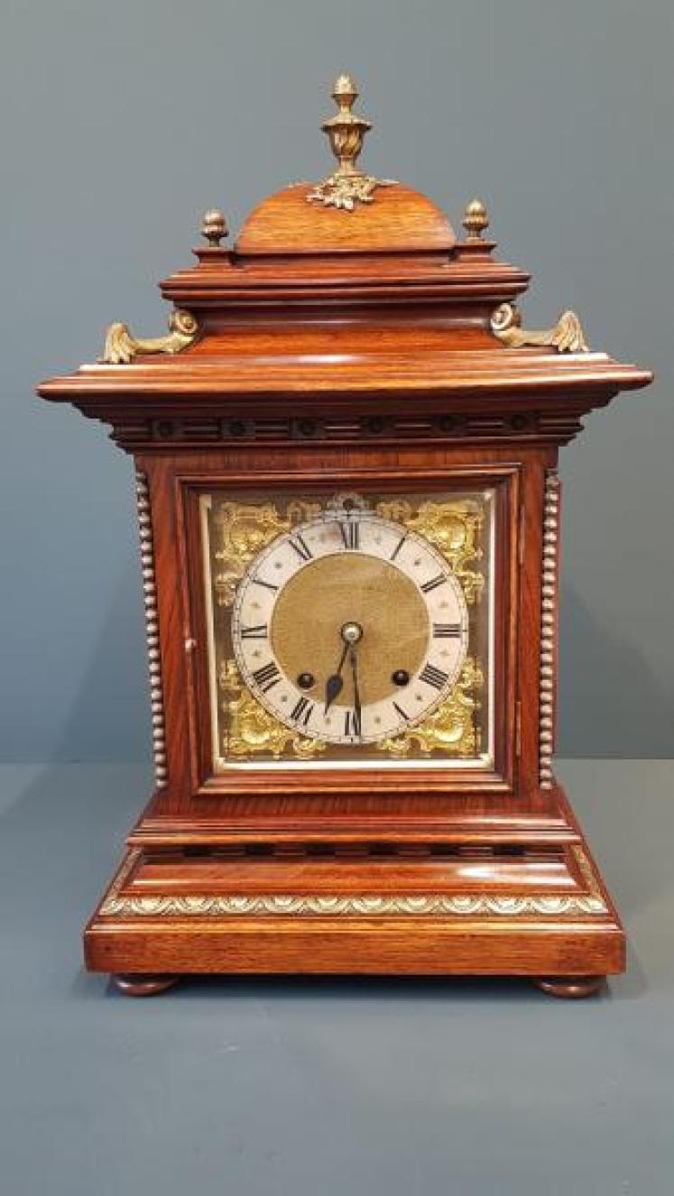 Victorian Walnut Ting-Tang Bracket Clock - Image 1