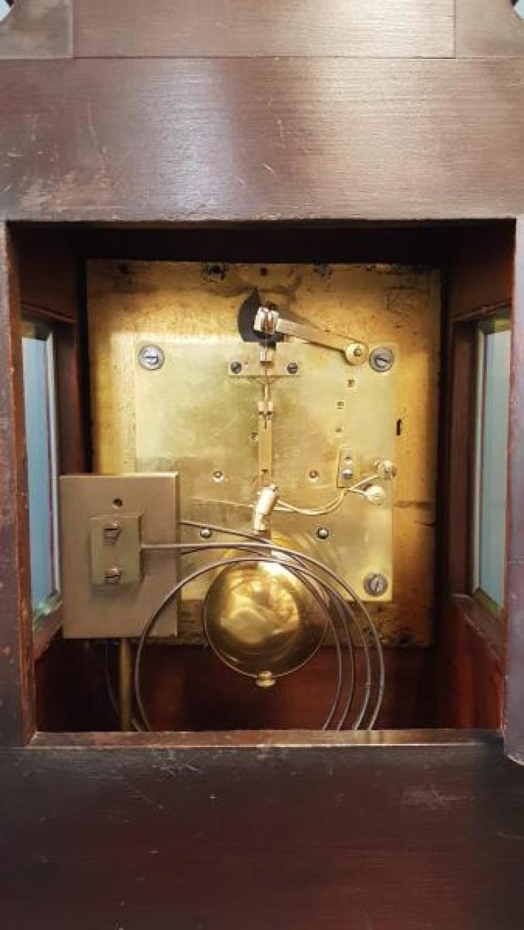 Victorian Walnut Ting-Tang Bracket Clock - Image 6