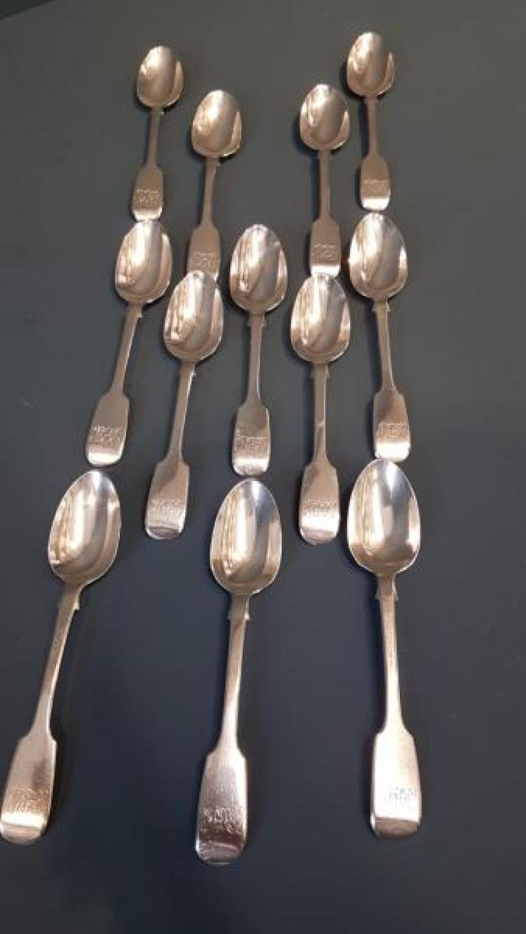 12 Early Victorian Silver Teaspoons - Image 1