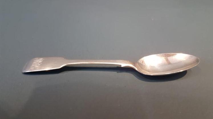 12 Early Victorian Silver Teaspoons - Image 3