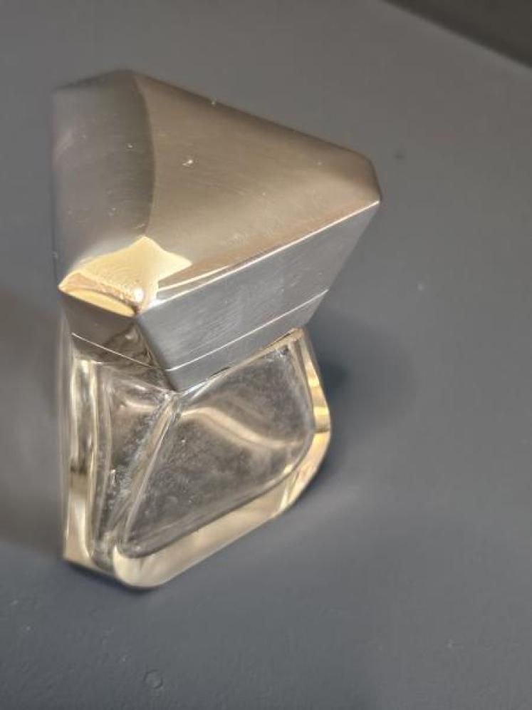Triangular Silver Top Scent Bottle - Image 2