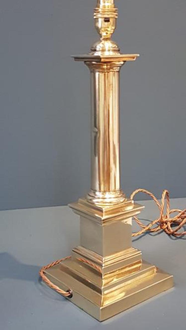 Edwardian Brass Column Table Lamp - Image 3