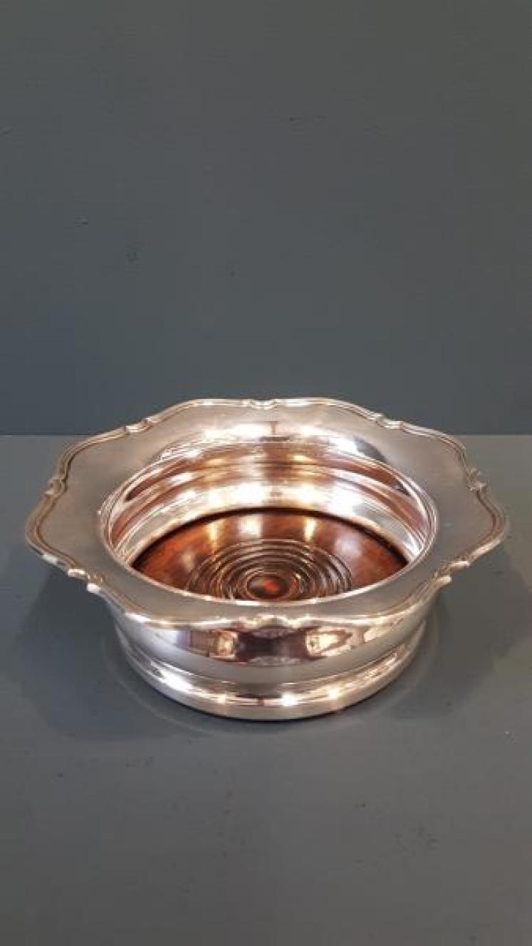 George V Silver Bottle Coaster - Image 1