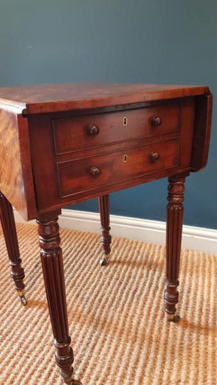 Regency Figured Mahogany Lamp Table - Image 7
