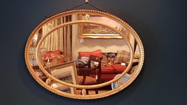 Victorian Oval Timber Gilt Segmented Mirror  - Image 2