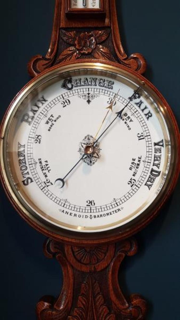 Victorian Oak Cased Banjo Barometer - Image 2