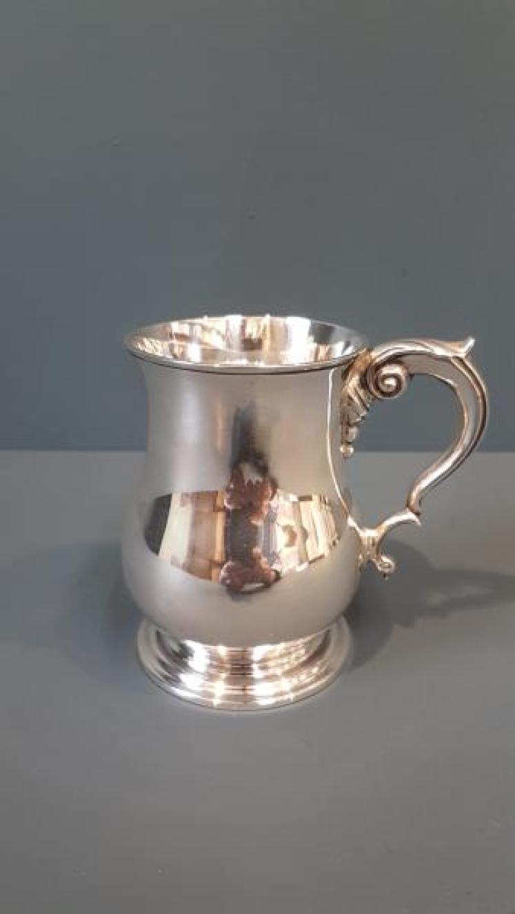 Glasgow Silver Mug  - Image 1