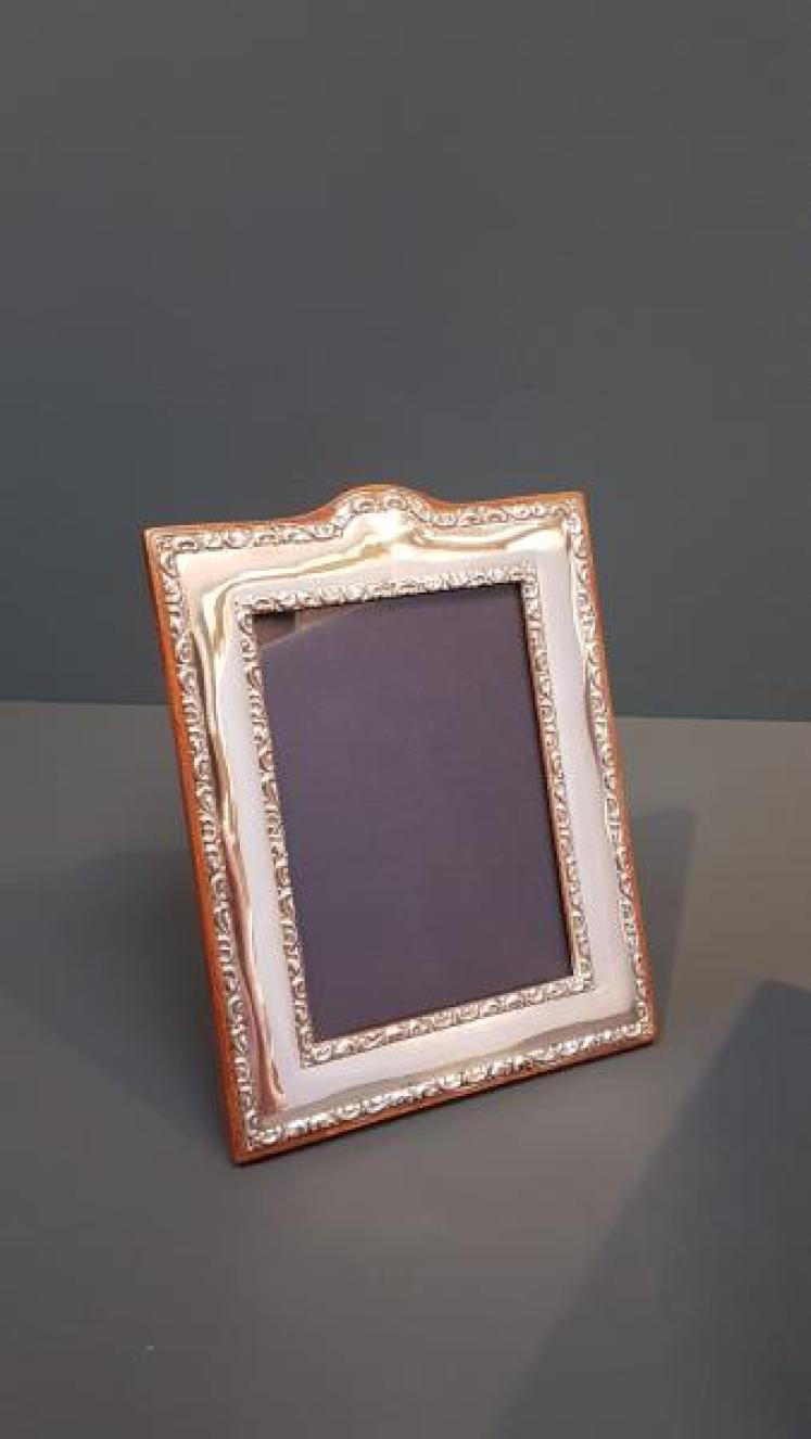 George VI Chester Silver Photo Frame - Image 1