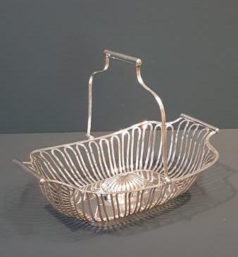 Fine Quality Victorian Silver Bread Basket