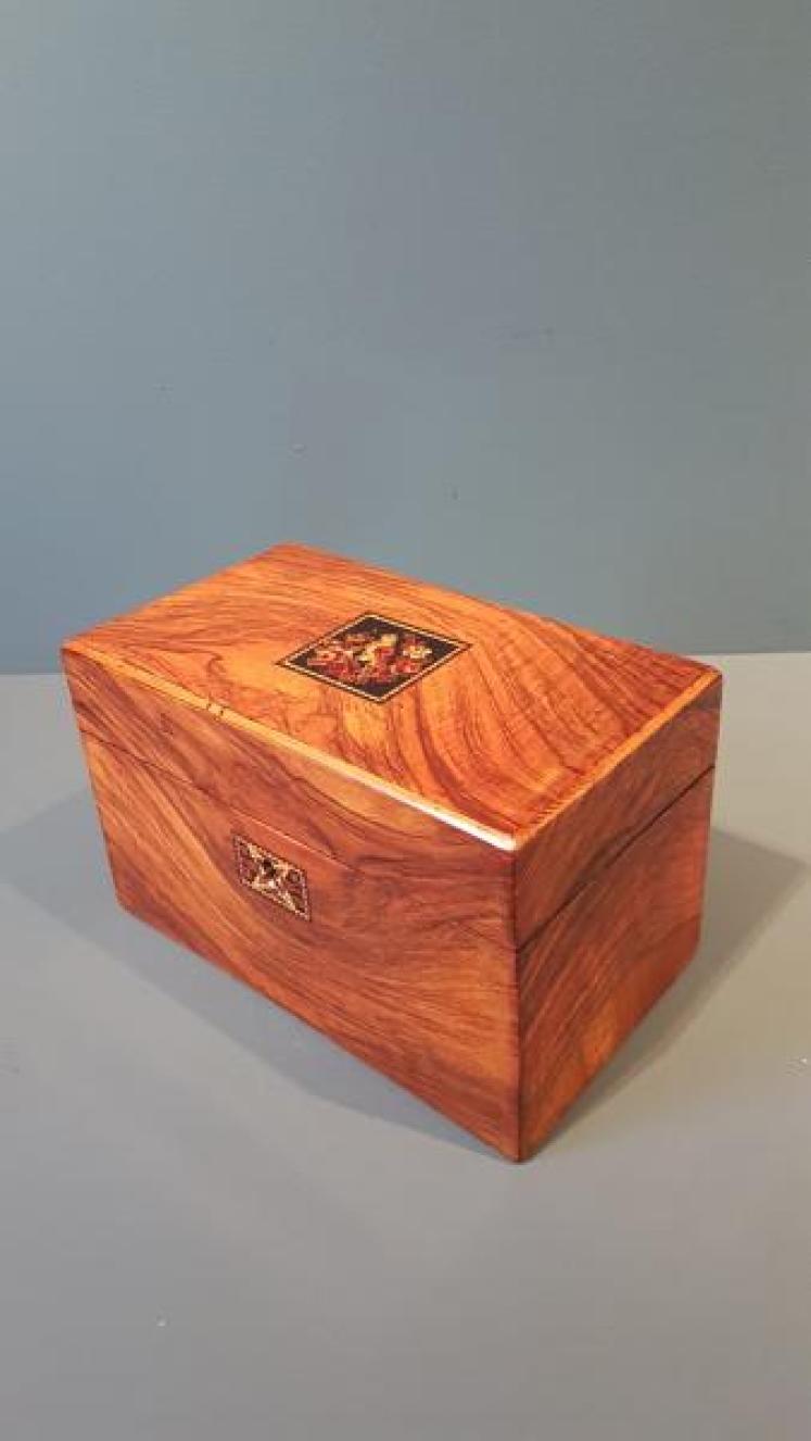 Victorian Walnut Tunbridge Ware Inlaid Tea Caddy - Image 4