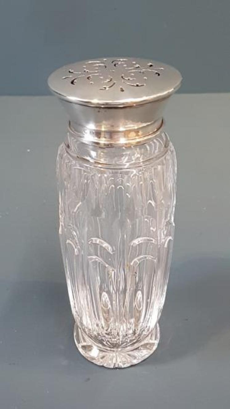 Fine Quality Cut Crystal and Silver Sugar Shaker - Image 3