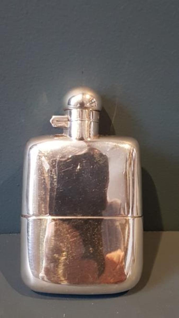 George V Silver Hip Flask - Image 3
