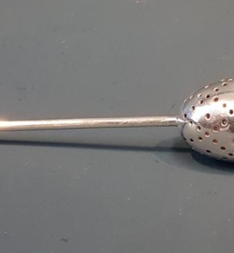 Edwardian Cast Silver Tea Infuser