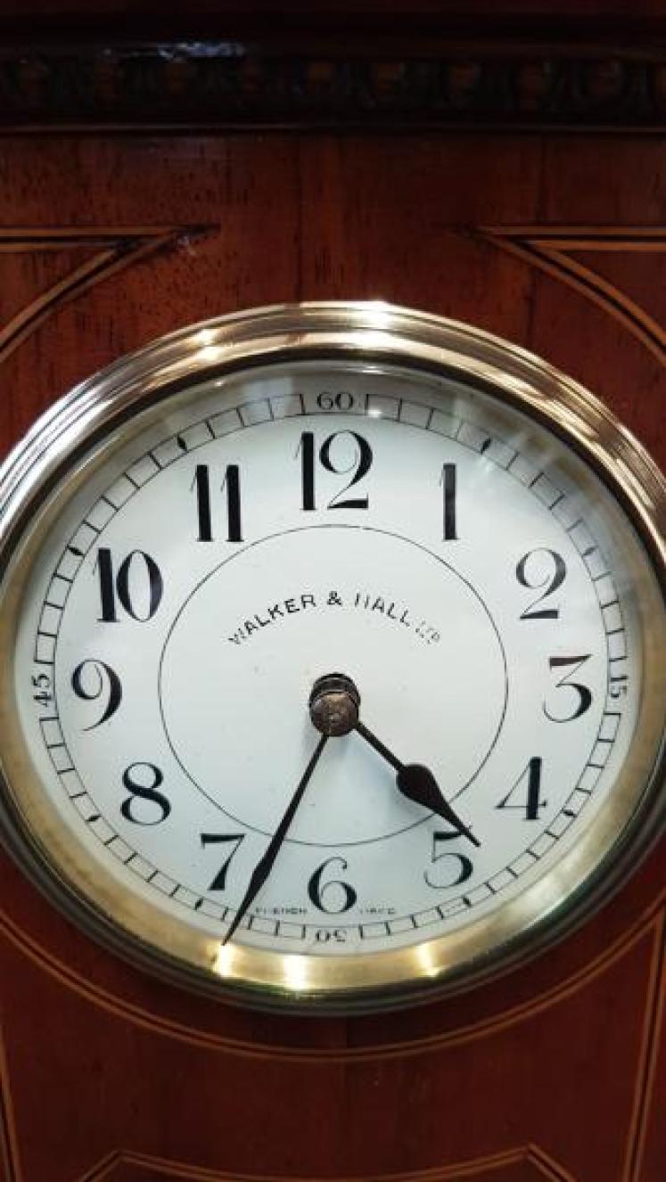 Edwardian Mantel Clock with Egg and Dart Cornice - Image 3