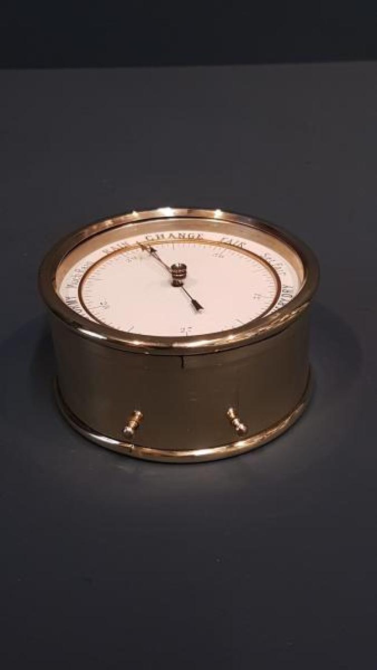 Victorian Desk Top Marine Barometer - Image 4