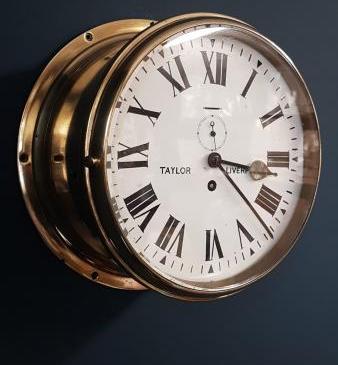 10" Single Fusee Ships Clock