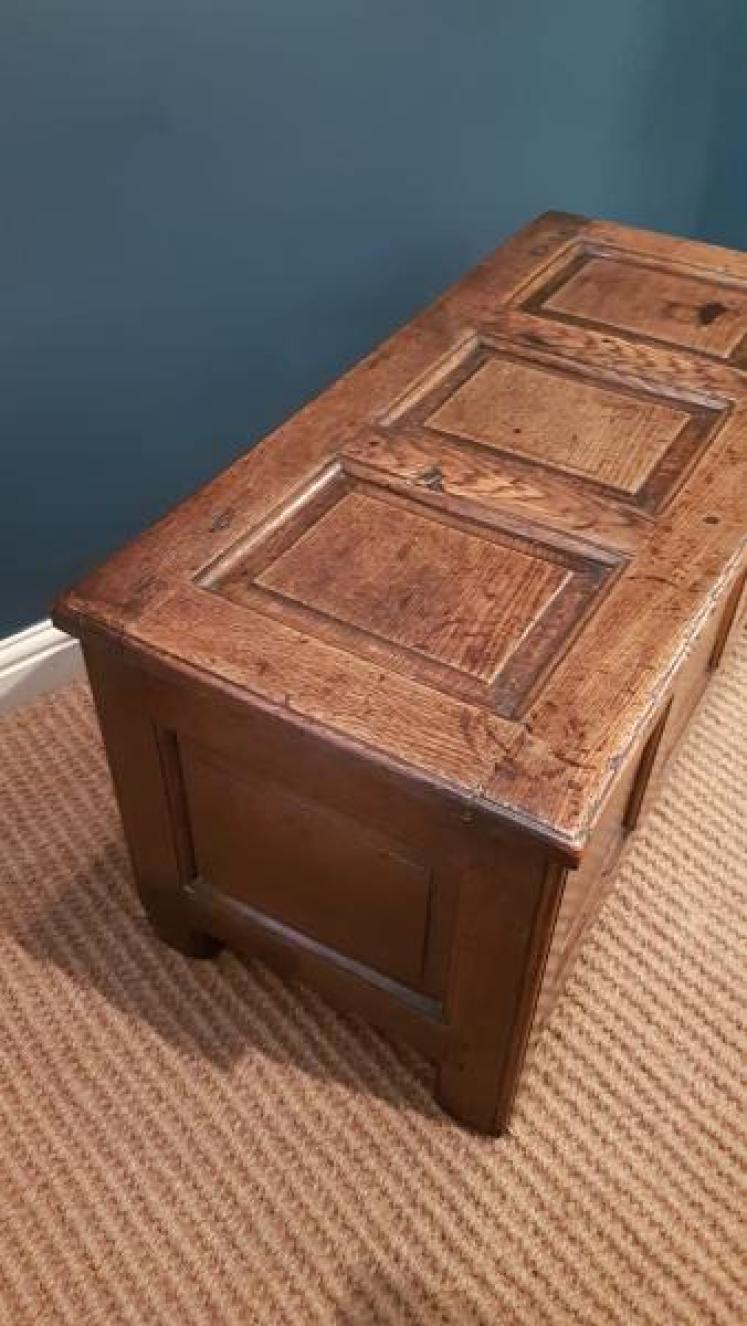 George I Oak Coffer  - Image 6