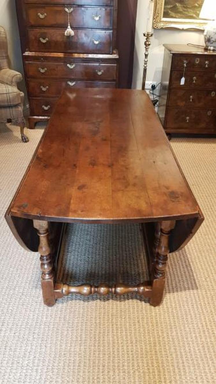 George II Yew 10 seater Oval Table - Image 5