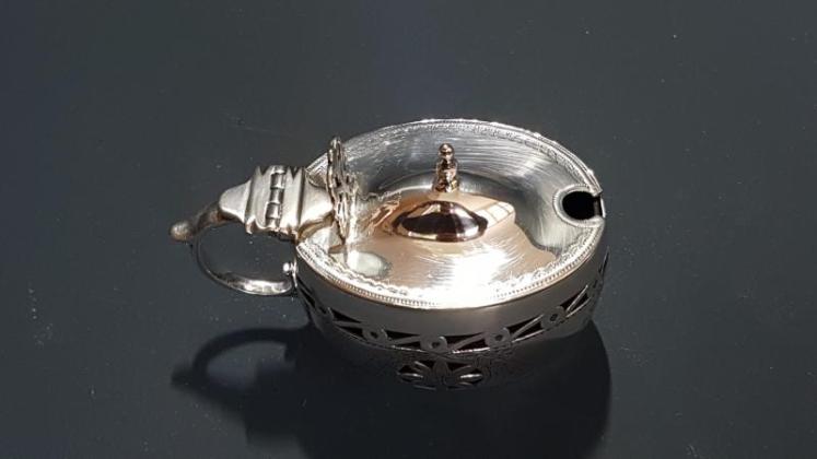 Fine Quality Victorian Chester Silver Mustard Pot - Image 6