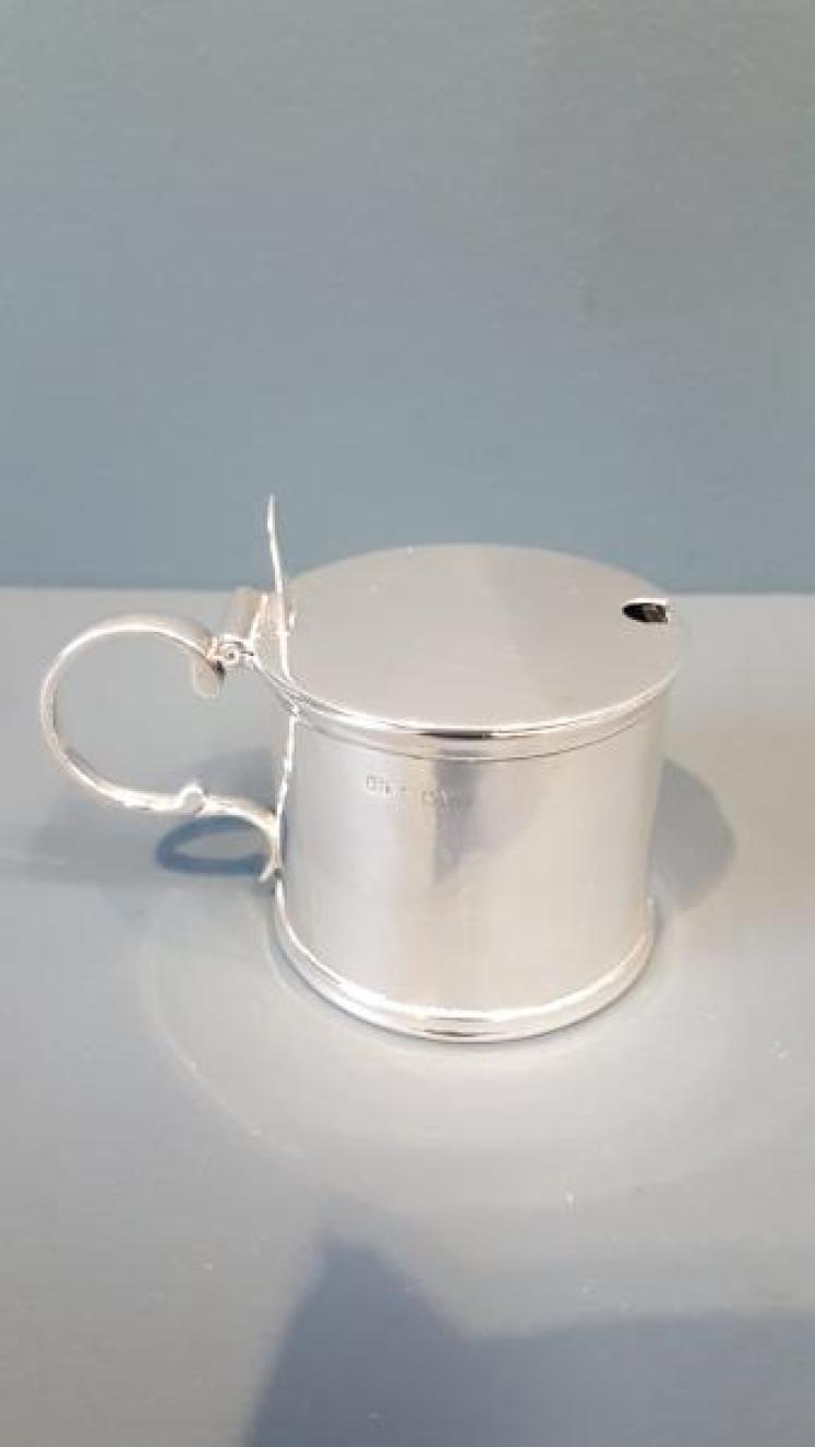 Mid Victorian Silver Mustard Pot by George Unite - Image 1
