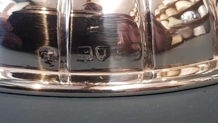 Outstanding Quality Victorian Cast Silver Capstans Ink Well - Image 5