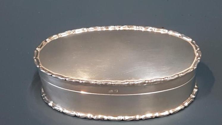 Edwardian Silver Table Snuff  - Image 3