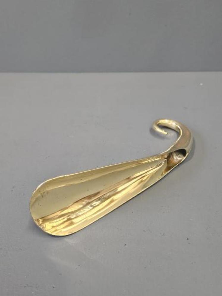 Victorian Brass Shoe Horn - Image 1