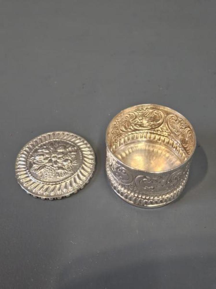 Victorian Silver Pot - Image 4