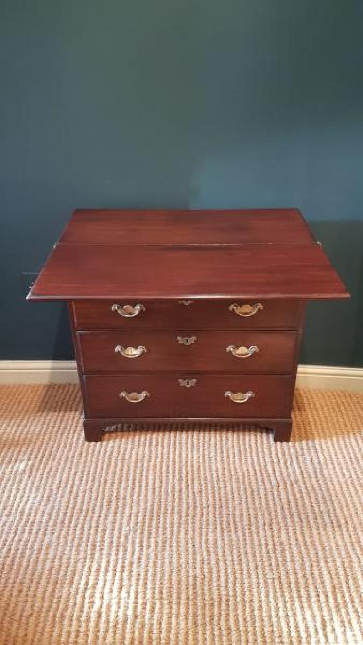 Small George II Red Walnut Bachelors Chest - Image 2