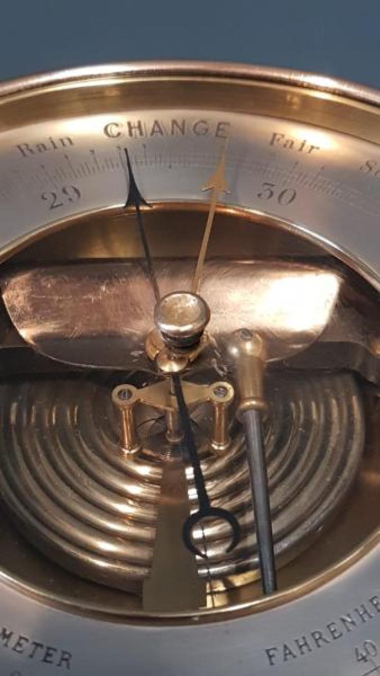 Victorian Bronzed Cased Marine Barometer with Twin Crescent Thermometers - Image 6