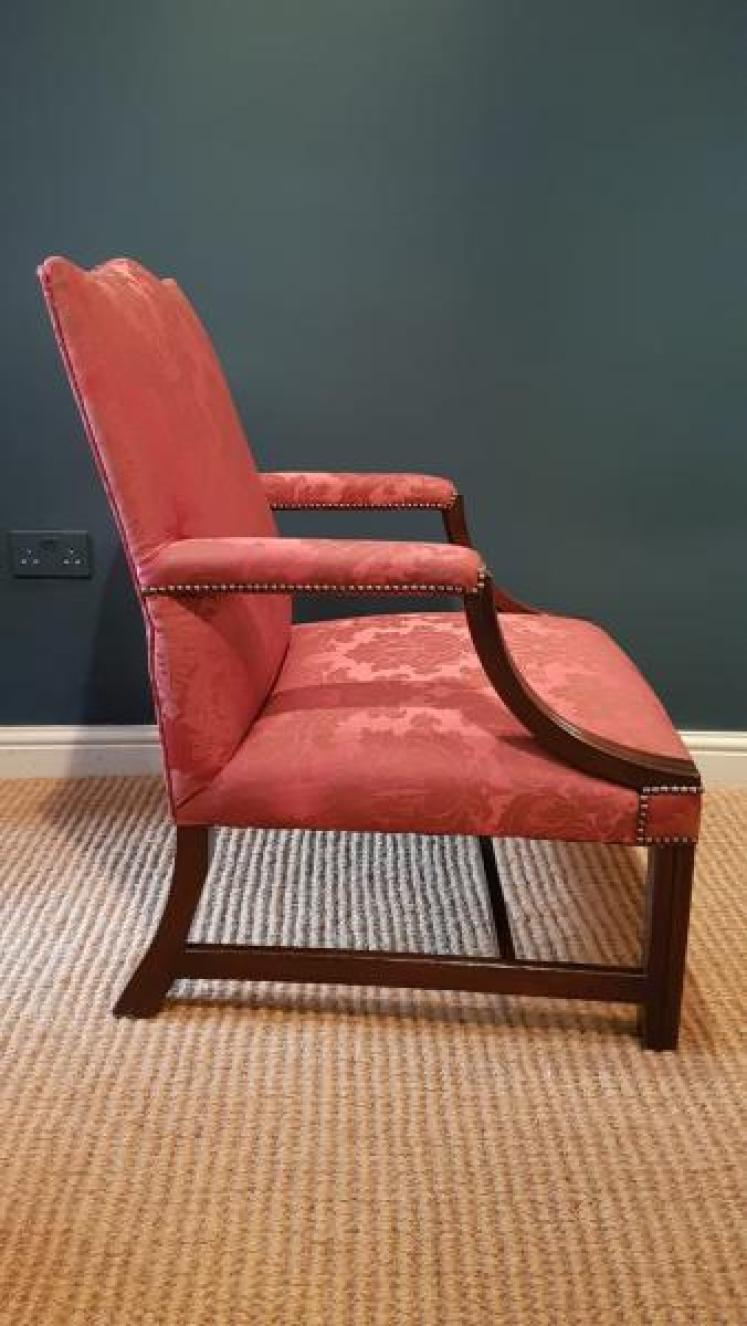 George III Mahogany Gainsborough Chair  - Image 5