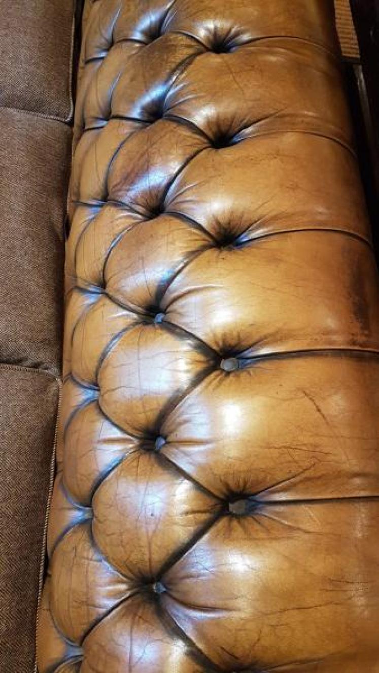 Superb 1930's Leather Chesterfield Sofa - Image 7