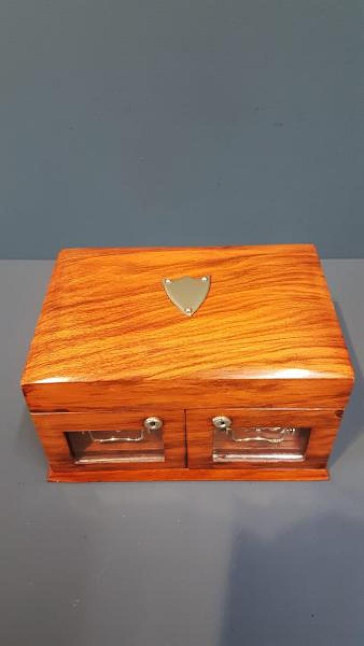 Victorian Figured Walnut Jewellery Box - Image 4