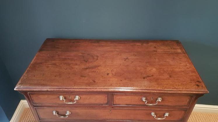 George III Solid Walnut Chest of Drawers - Image 6